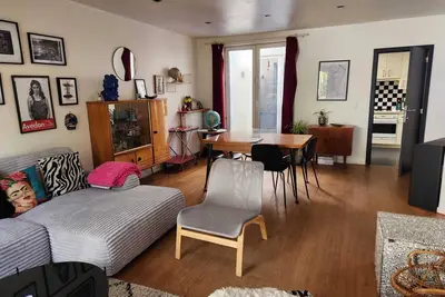 Image de Maison avec jardin à 10 minutes du centre! Idéal pour les familles!