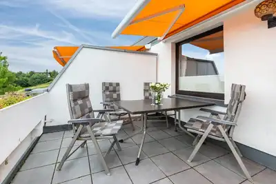Image de Appartement de rêve au Sorpesee avec vue panoramique sur le lac et piscine intérieure chauffée