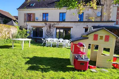 Image de Gîte proche LeMans, Tours-sarthe-Gde capacité d'accueil, familiale, entreprises. .