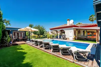 Image de Cubo's Casa La Ermita / Piscine privée / sauna / barbecue / Wi-Fi gratuit