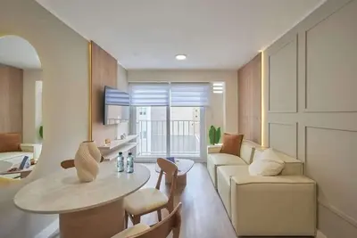 Image de Geko | Bright 2br w/ Balcony Steps from Malecón
