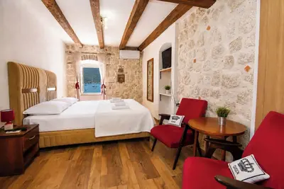 Image de Apartment Nada-Seafront Stay Near Perast