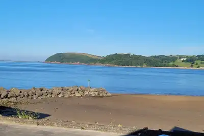 3 Bed in Ferryside (oc-53442)