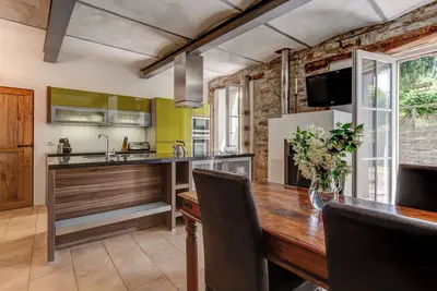 Image de Casa Coniglio, Cascine Crema: Modern apartment, large pool, pool house, billiards. . .