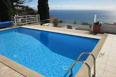 Image de Villa Hansen in Funchal suburb - Cristo Rei Pool Sea views garden grill beach!