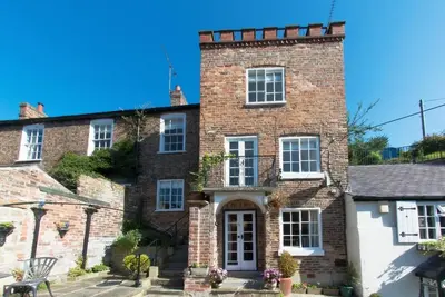 Image de 4 Bed in Knaresborough (oc-hh090)