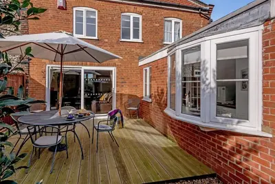 Image de 3 Bed in Weybourne (oc-kt069)