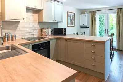 Image de 2 Bed in Corfe Castle (oc-ic096)