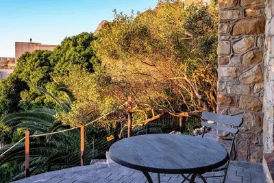 Image de 2 Bed Camps Bay Apartment with Patio Rock Retreat