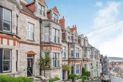 Image de 5 Bed in Swanage (oc-dc060)