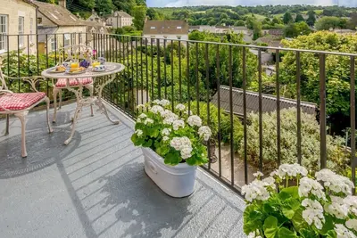 Image de 3 Bed in Stroud (oc-78968)