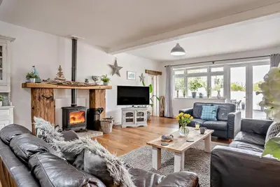 Image de 2 Bed in Swansea (oc-78845)