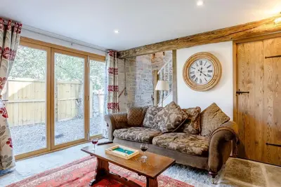Image de 2 Bed in Glastonbury (oc-79122)