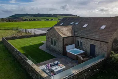 Image de 6 Bed in Scammonden (oc-79287)