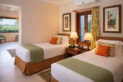 Image de Ocean View Suite | Pool & Fitness Center Access with Free Parking | 2 Suites