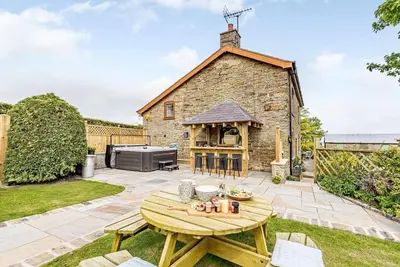 Image de 4 Bed in Holywell (oc-82276)