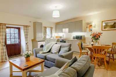 Image de 2 Bed in Penrith (oc-sz339)