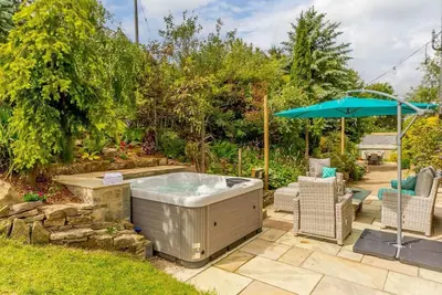 Image de 5 Bed in Durham (oc-85257)