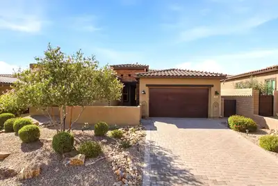 Image de Spacious 3-bedroom house in Dove Mountain w/ gorgeous private yard & pool!