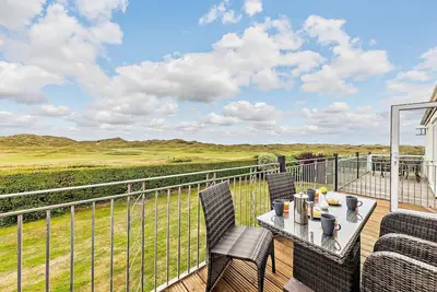 Image de 3 Bed in Aberdyfi (oc-dy007)