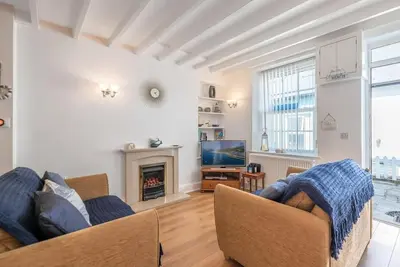 Image de 2 Bed in Aberdyfi (oc-dy047)