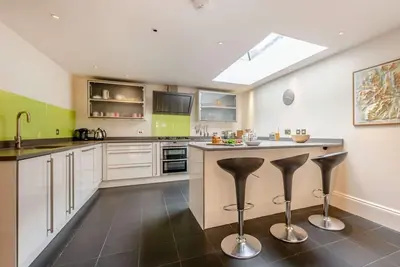 Image de 2 Bed in Keswick (oc-89257)