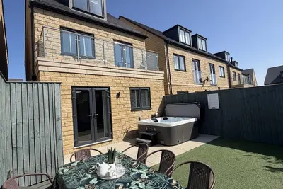 Image de 4 Bed in Whitby (oc-89533)