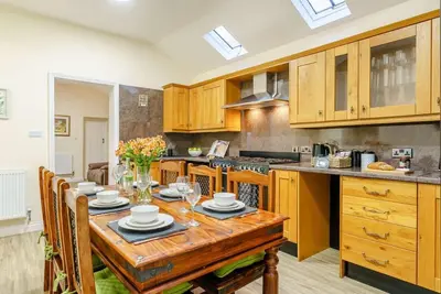 Image de 3 Bed in Whitby (oc-90809)