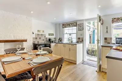 Image de 2 Bed in St. Leonards-on-sea (oc-92951)