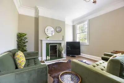 Image de Stylish Two Bed-Vue sur Rue-Appartement-Salle de bain privée