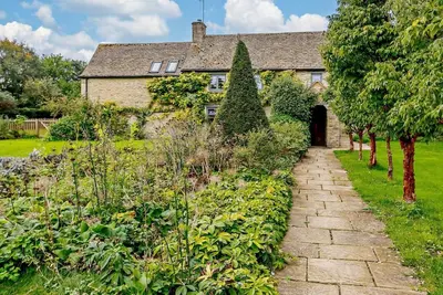 Image de 6 Bed in Lechlade (oc-93251)