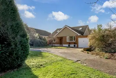Image de 4 Bed in Freshwater (oc-91115)
