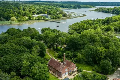 Image de 5 Bed in Brockenhurst (oc-52729)