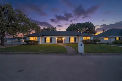 Image de Perfect 4-bedroom house with Ac in enjoyable Arlington
