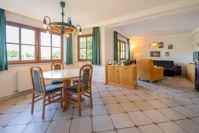 Image de Vacation Rental with a Terrace - Bellevue
