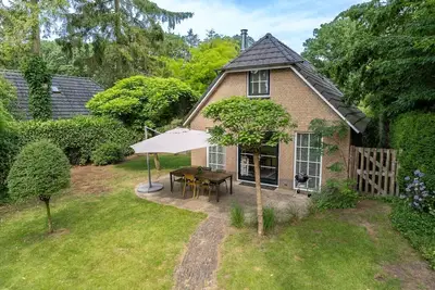 Image de Moss & Leaf Lodge op de Veluwe in Lunteren
