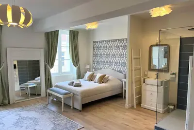 Image de Maison familiale Spacieuse à Richelieu - 7 personnes