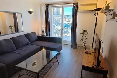 Image de Appartement rénové avec parking au cœur de Fréjus
