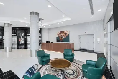 Image de Beautiful Apt in the Heart of Pentagon