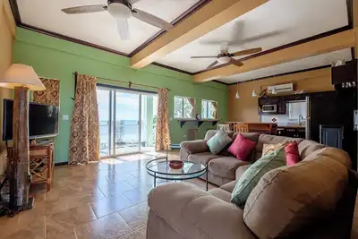 Image de Casa Conch | Spacious 2-Level Ocean Retreat
