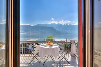 Image de 76 The Lake House Marte, Melide, Switzerland