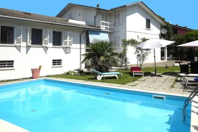Image de Villa à Plaisance avec 4 chambres à coucher, 8 couchages