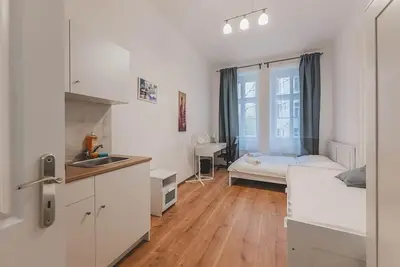 Image de Walk to Old Town Flat, Kitchen, new bathroom