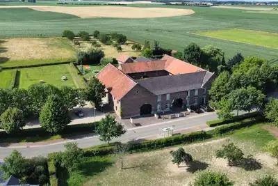 Image de Hoeve de Binnenplaets | 5-person apartment