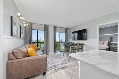 Image de 2br Suite at The Enclave Near Universal Parks