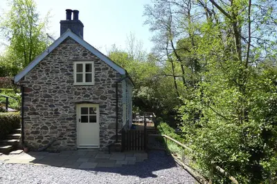 Image de Hafannedd Cottage - Riverside views with Decking
