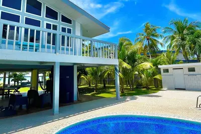 Image de Amazing 6-bedroom Beach House with Ac in La Libertad, Surf City, El Salvador