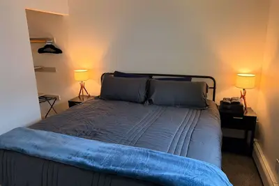 Image de Updated 2-Bedroom near Ndsu Large Living Area