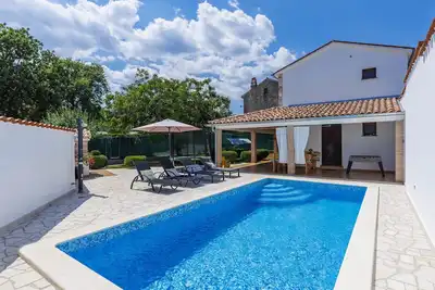 Image de Nevenka by Interhome