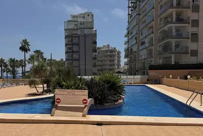 Image de Appartement en première ligne à Calpe avec vue mer et piscine - Claudia